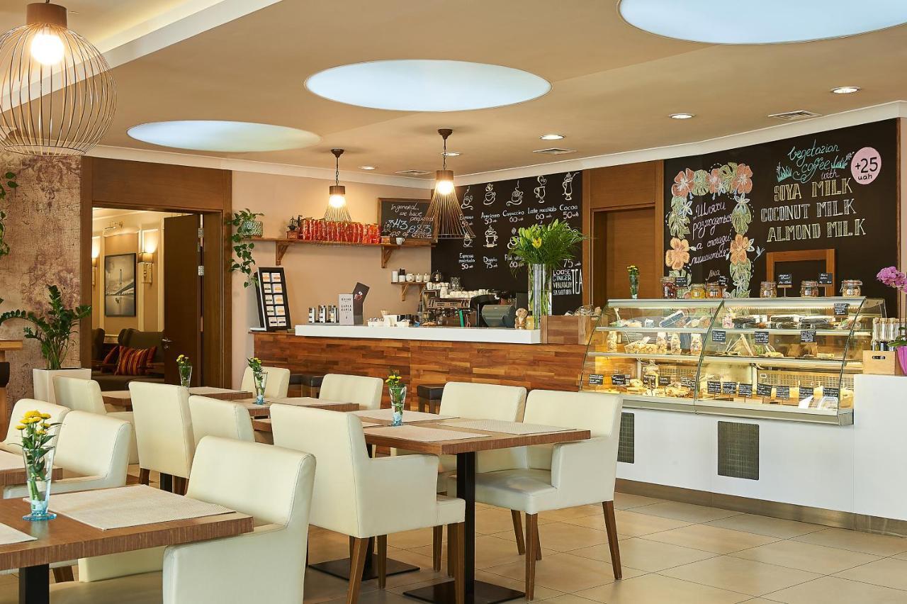 Radisson Blu Hotel, Kyiv Podil City Centre מראה חיצוני תמונה