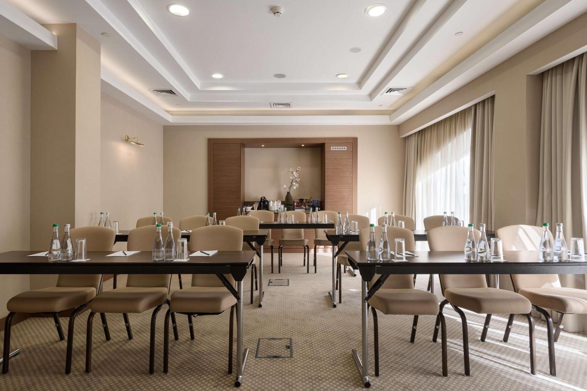 Radisson Blu Hotel, Kyiv Podil City Centre מראה חיצוני תמונה