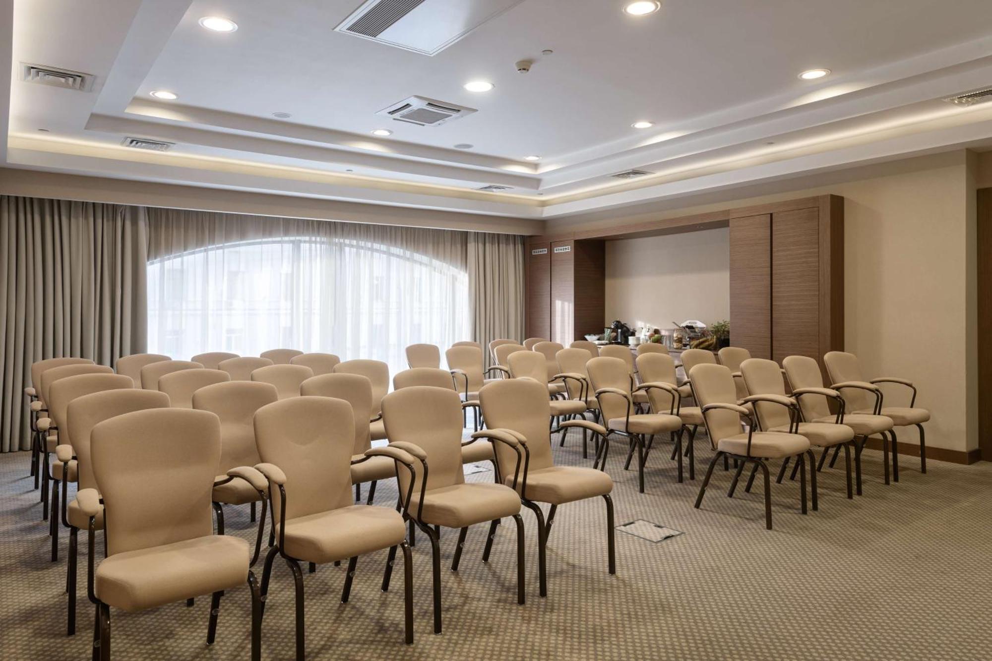 Radisson Blu Hotel, Kyiv Podil City Centre מראה חיצוני תמונה